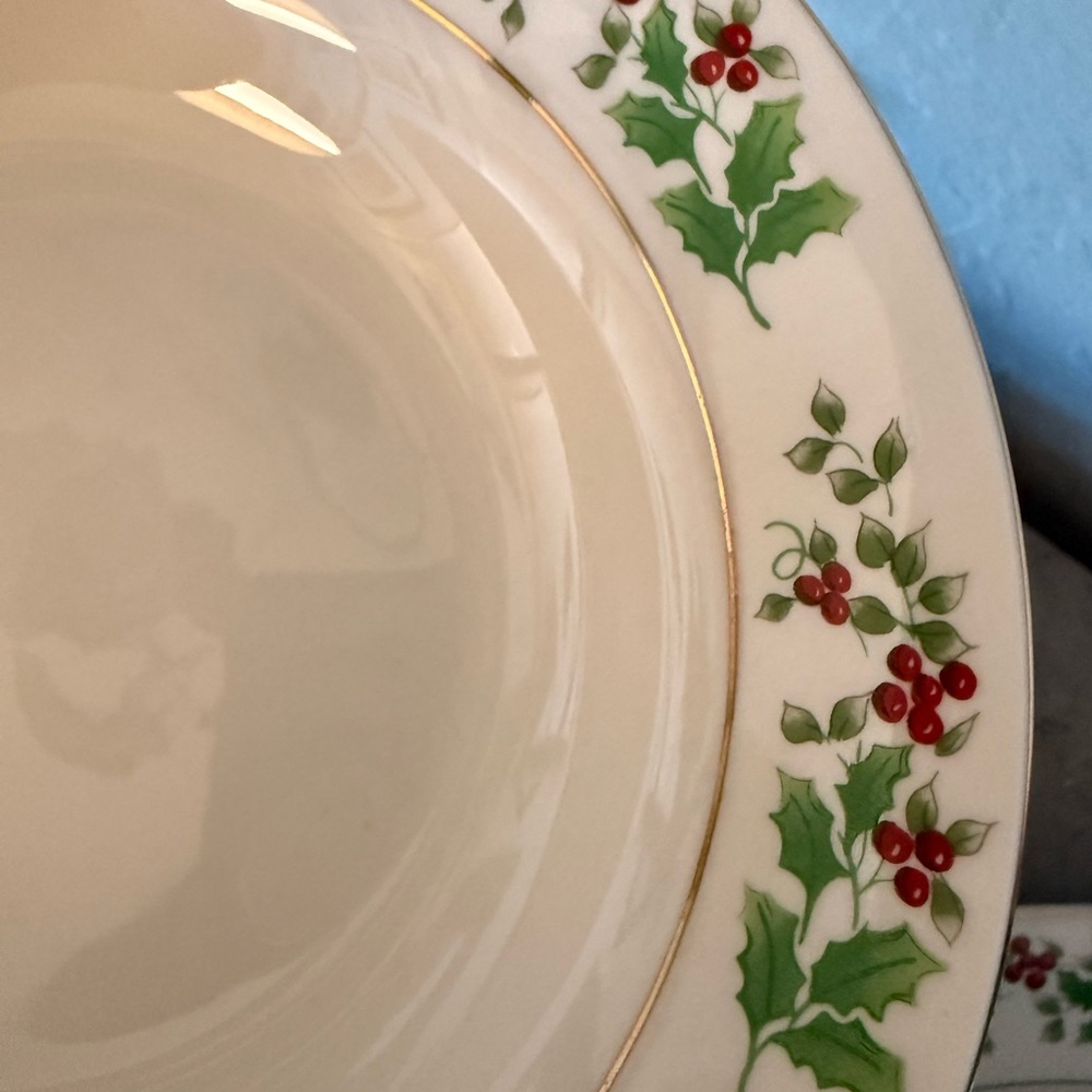 Gibson Christmas China Holly Berries/ Christmas Charm
